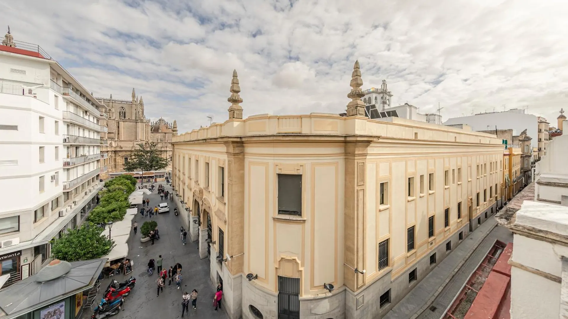Arco Del Postigo Apartment Seville