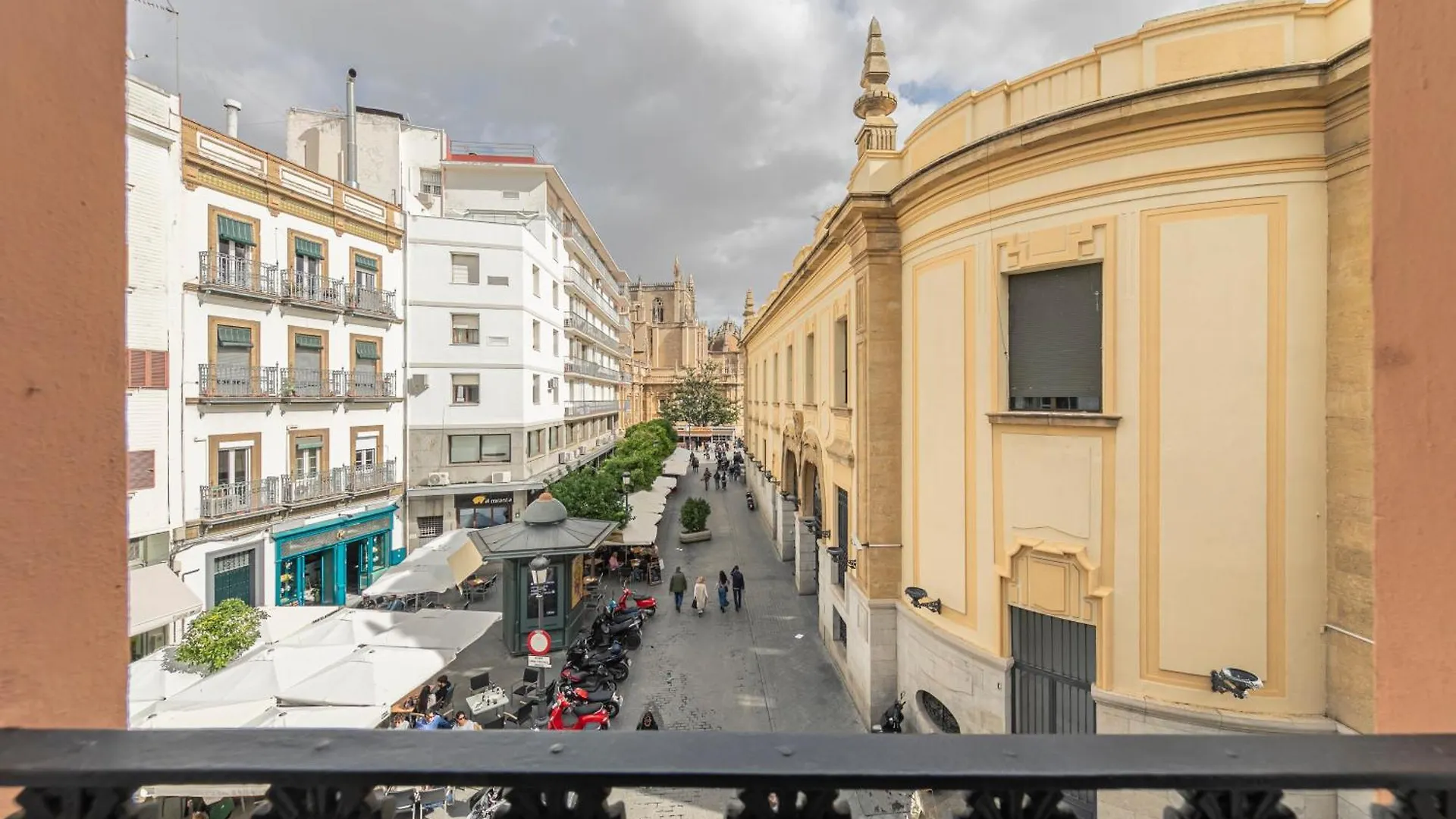 Arco Del Postigo Apartment Seville