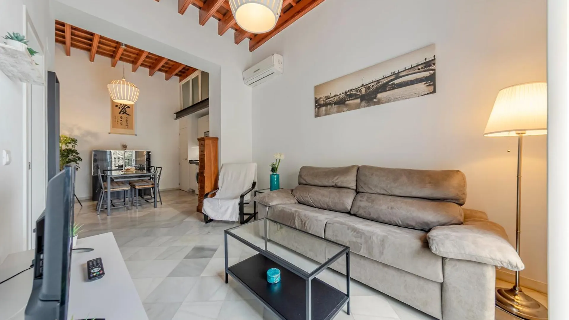 Arco Del Postigo Apartment Seville
